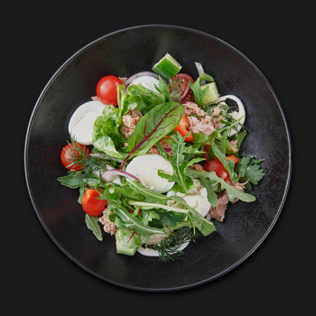 Салат с тунцом