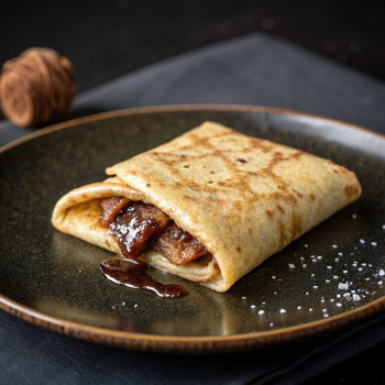 Блин с медом.